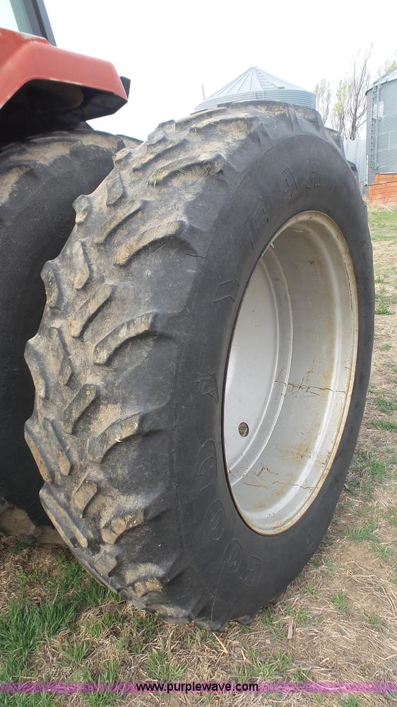 image for item K4247 1994 Case IH 7220 tractor