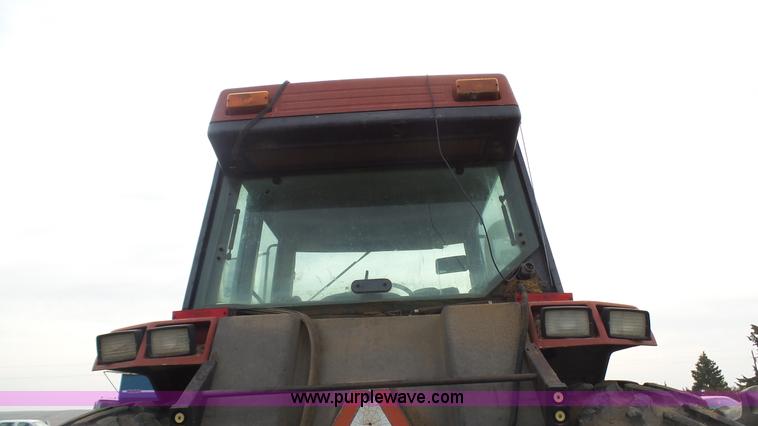 image for item K4247 1994 Case IH 7220 tractor