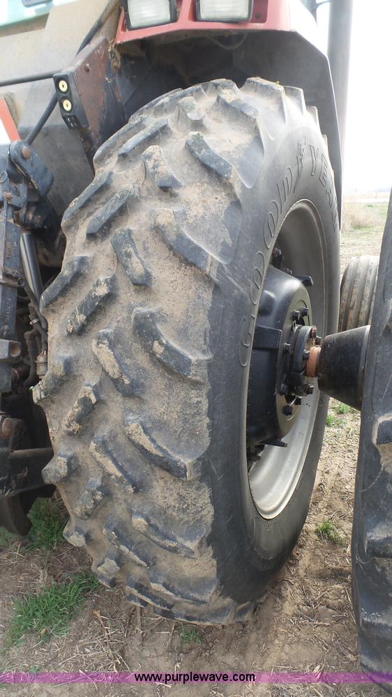 image for item K4247 1994 Case IH 7220 tractor