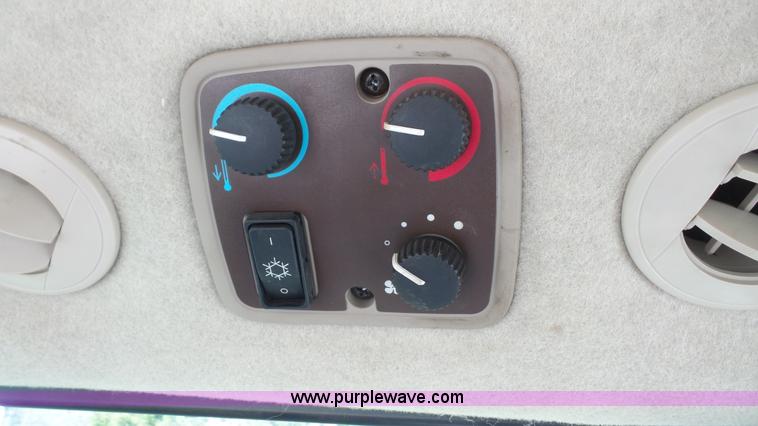 image for item K5128 2007 John Deere 4720 MFWD tractor