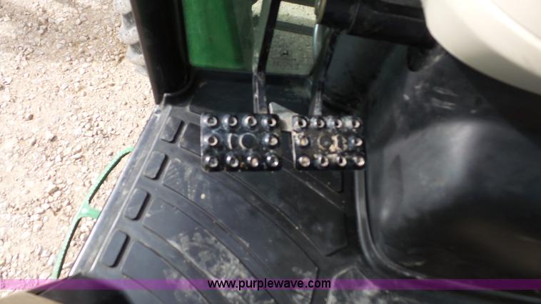 image for item K5128 2007 John Deere 4720 MFWD tractor