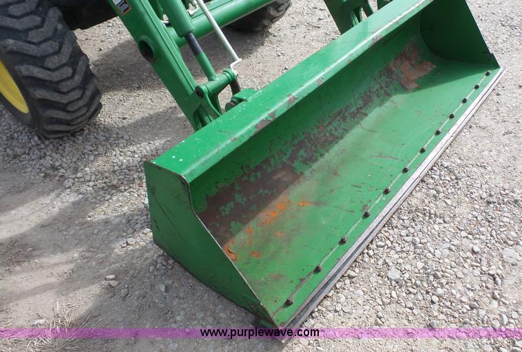 image for item K5128 2007 John Deere 4720 MFWD tractor