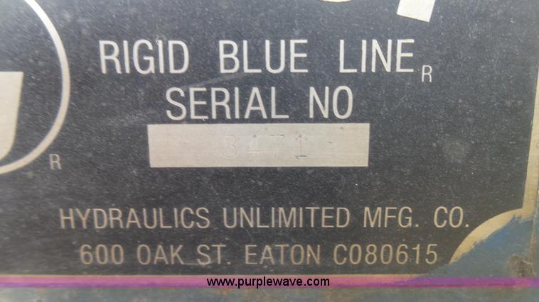 image for item K6750 1981 Ford LNT9000 grain truck