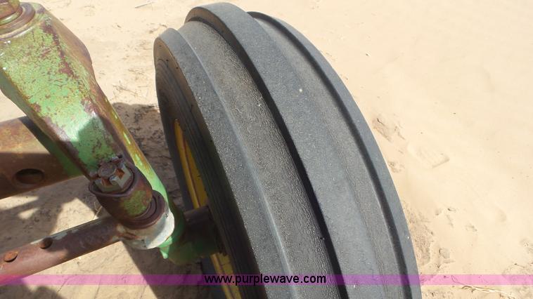 image for item K6784 1963 John Deere 4010 tractor