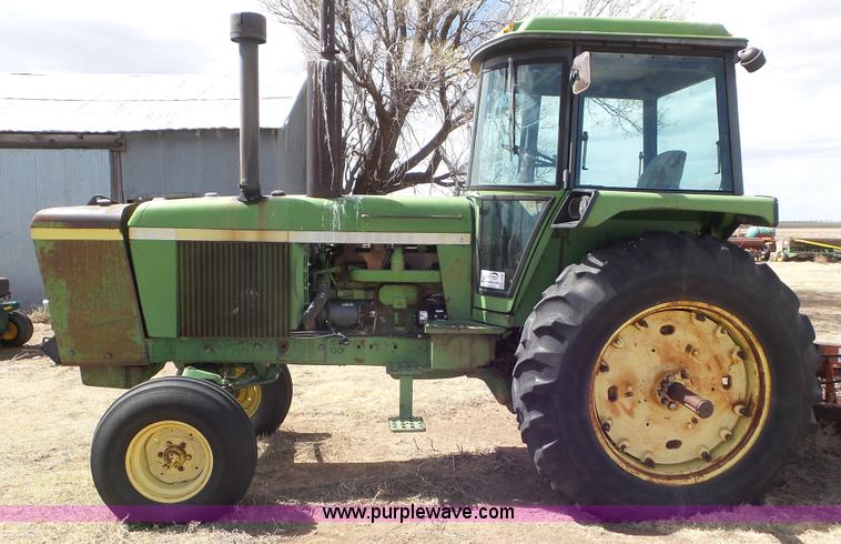 image for item K6806 1973 John Deere 4430 tractor