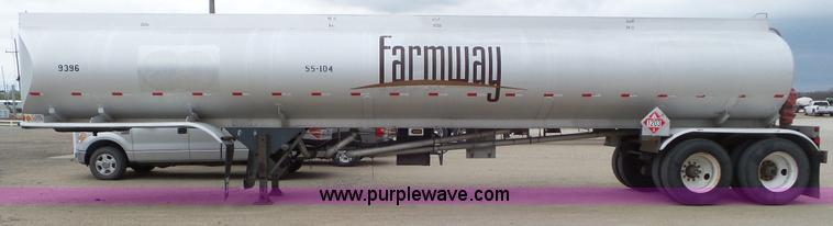 image for item K6822 1986 VIM tank trailer