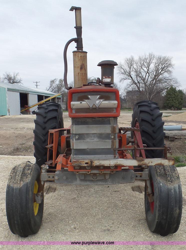 image for item K6823 Massey-Ferguson 1130 tractor