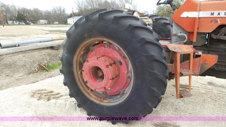 image for item K6823 Massey-Ferguson 1130 tractor