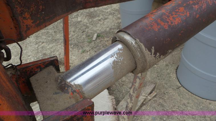 image for item K6823 Massey-Ferguson 1130 tractor