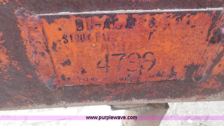 image for item K6823 Massey-Ferguson 1130 tractor