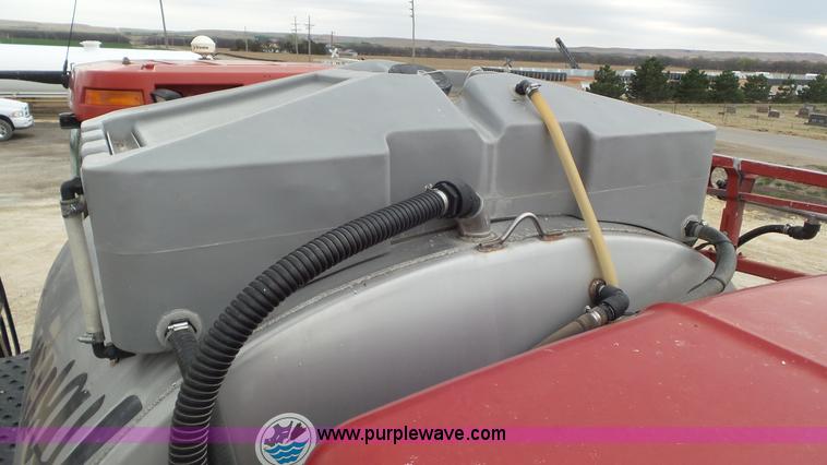 image for item K6824 2009 Case IH Patriot 4420 self-propelled sprayer