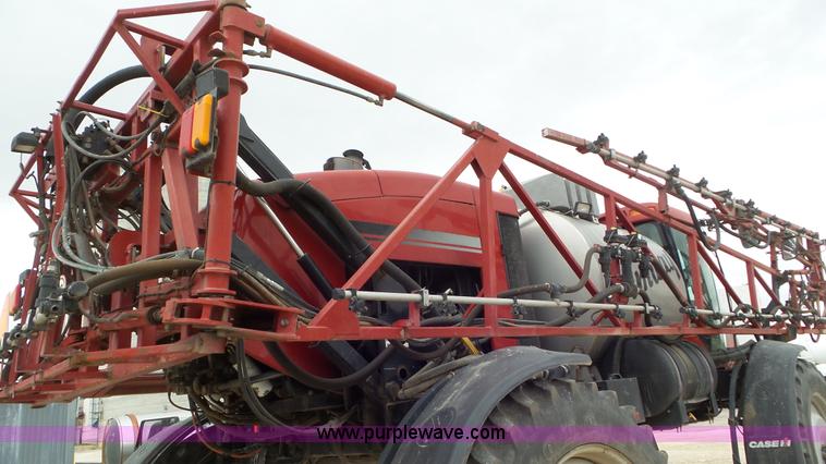 image for item K6824 2009 Case IH Patriot 4420 self-propelled sprayer