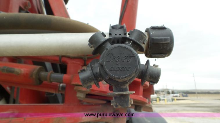 image for item K6824 2009 Case IH Patriot 4420 self-propelled sprayer