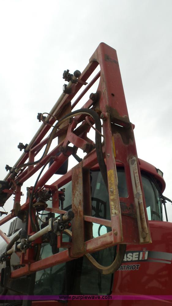 image for item K6824 2009 Case IH Patriot 4420 self-propelled sprayer