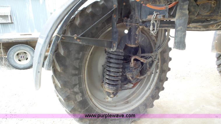 image for item K6824 2009 Case IH Patriot 4420 self-propelled sprayer