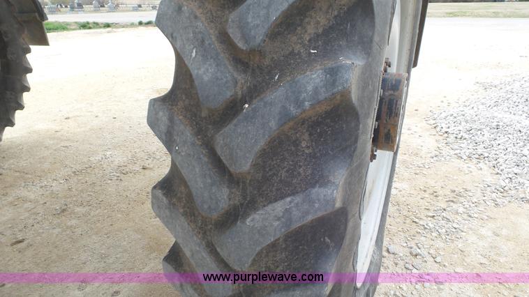 image for item K6824 2009 Case IH Patriot 4420 self-propelled sprayer