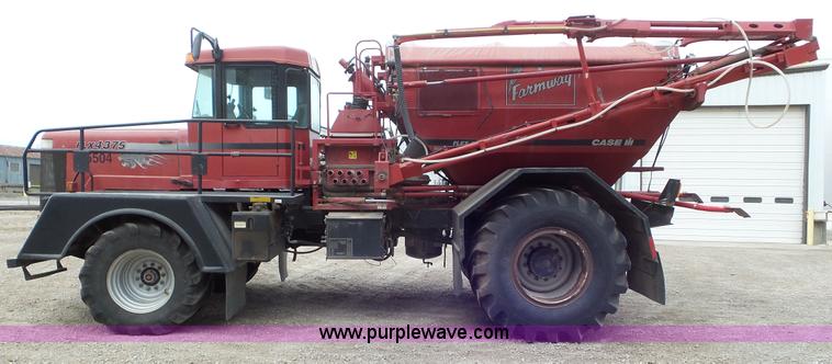 image for item K6826 Case IH Titan FLX4375 self-propelled applicator
