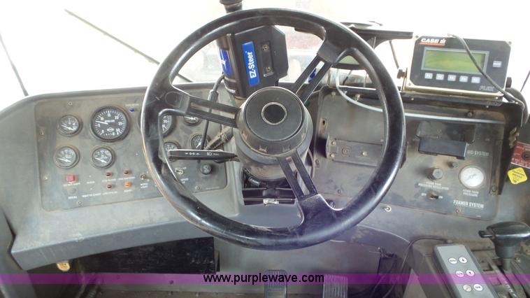 image for item K6826 Case IH Titan FLX4375 self-propelled applicator