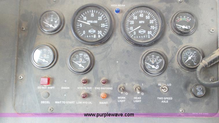 image for item K6826 Case IH Titan FLX4375 self-propelled applicator