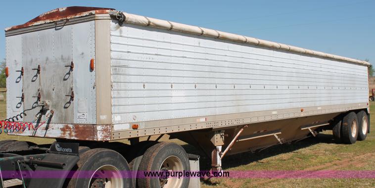 image for item K8987 1981 Barrett double hopper grain trailer