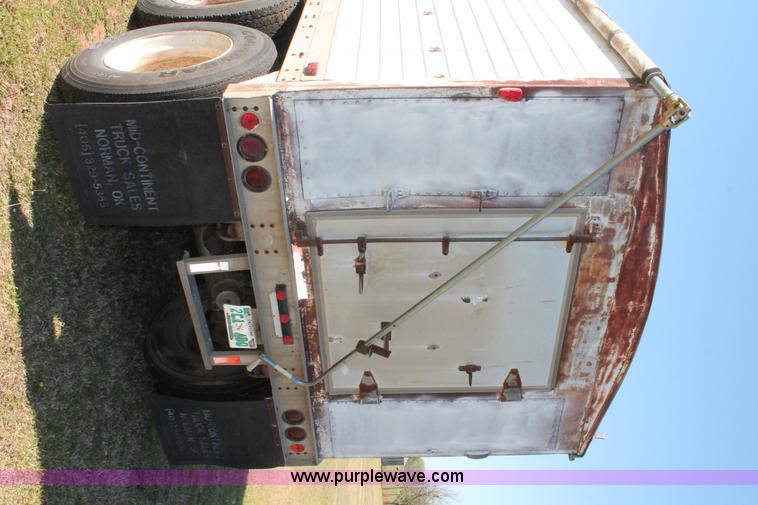 image for item K8987 1981 Barrett double hopper grain trailer