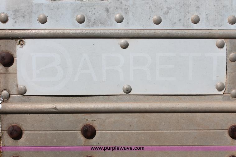 image for item K8987 1981 Barrett double hopper grain trailer