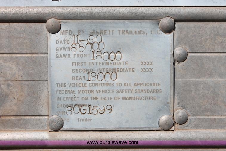 image for item K8987 1981 Barrett double hopper grain trailer