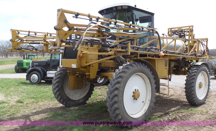 image for item L1337 1999 Ag-Chem RoGator 854 self-propelled sprayer
