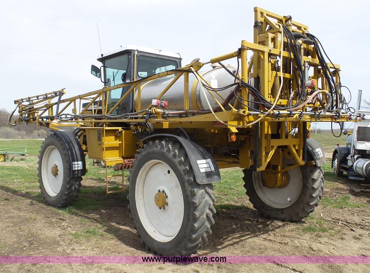 image for item L1337 1999 Ag-Chem RoGator 854 self-propelled sprayer