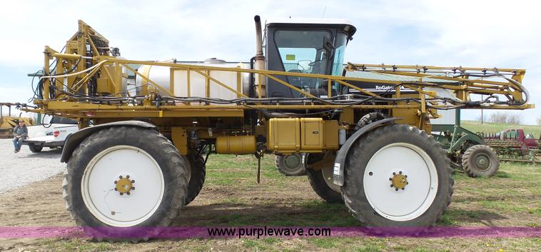 image for item L1337 1999 Ag-Chem RoGator 854 self-propelled sprayer
