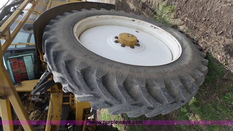 image for item L1337 1999 Ag-Chem RoGator 854 self-propelled sprayer