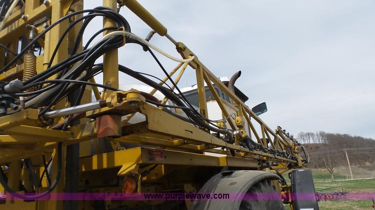 image for item L1337 1999 Ag-Chem RoGator 854 self-propelled sprayer