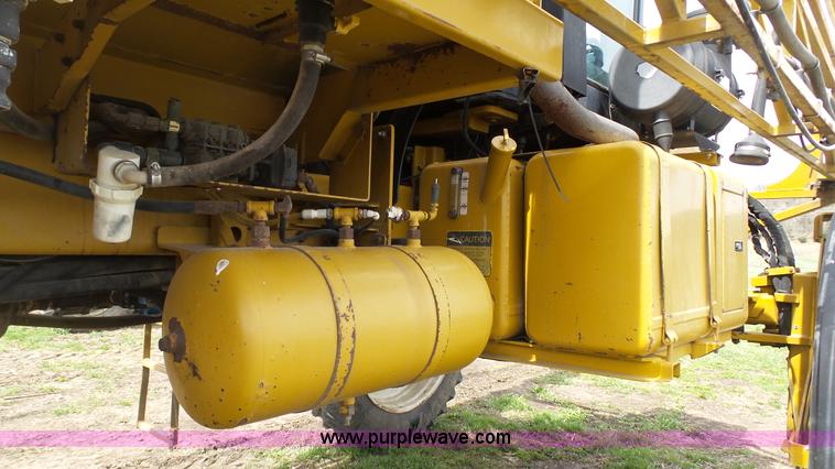 image for item L1337 1999 Ag-Chem RoGator 854 self-propelled sprayer