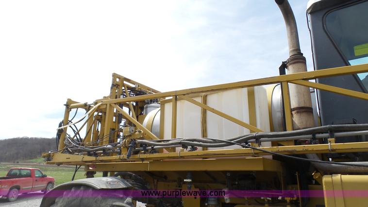image for item L1337 1999 Ag-Chem RoGator 854 self-propelled sprayer