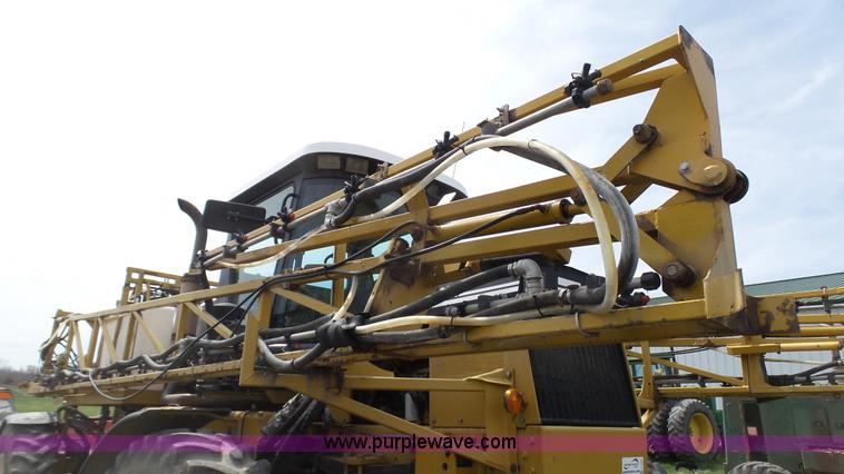 image for item L1337 1999 Ag-Chem RoGator 854 self-propelled sprayer