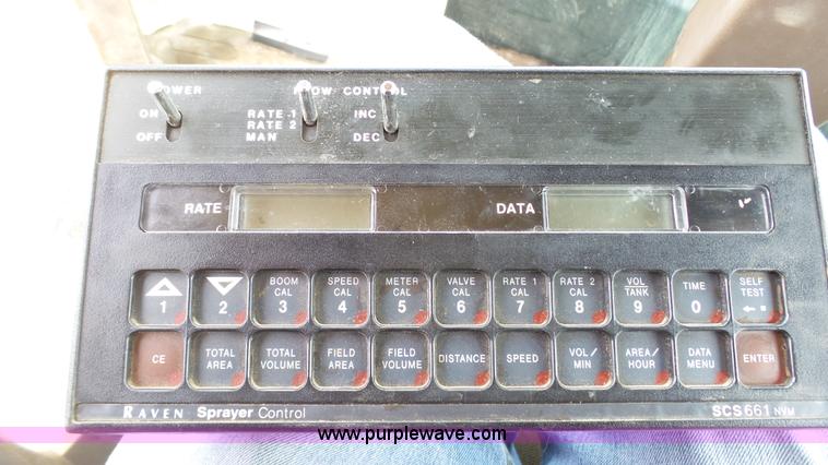 image for item L1337 1999 Ag-Chem RoGator 854 self-propelled sprayer