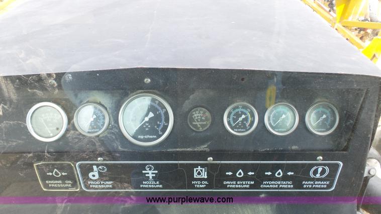 image for item L1337 1999 Ag-Chem RoGator 854 self-propelled sprayer