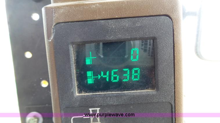 image for item L1337 1999 Ag-Chem RoGator 854 self-propelled sprayer