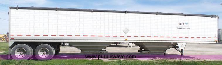 image for item L1338 2004 Wilson double hopper grain trailer