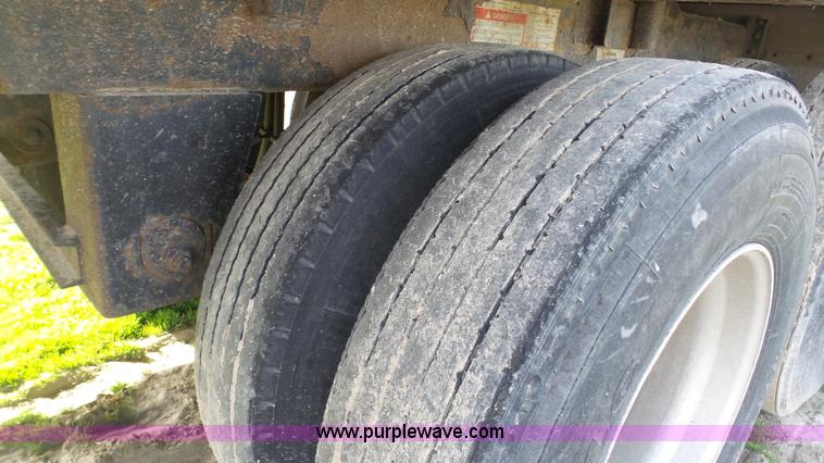 image for item L1338 2004 Wilson double hopper grain trailer