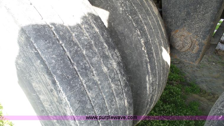 image for item L1338 2004 Wilson double hopper grain trailer