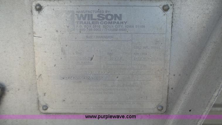 image for item L1338 2004 Wilson double hopper grain trailer