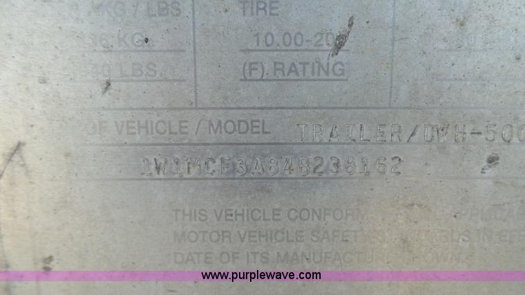 image for item L1338 2004 Wilson double hopper grain trailer