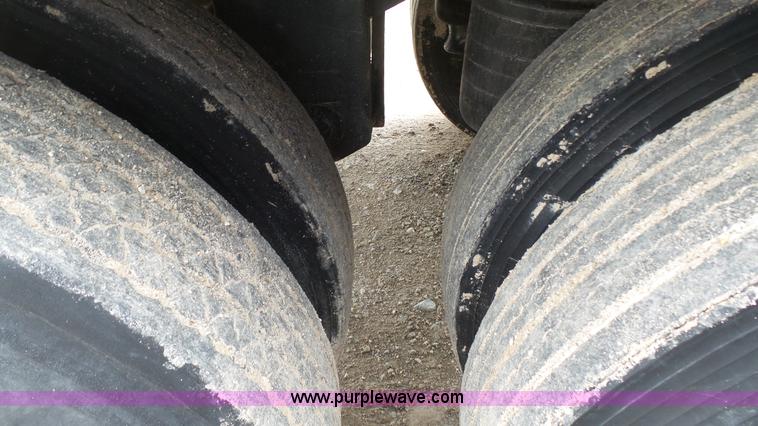 image for item L1342 2007 Wilson double hopper grain trailer