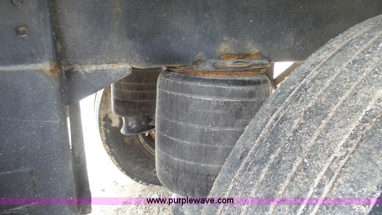 image for item L1342 2007 Wilson double hopper grain trailer