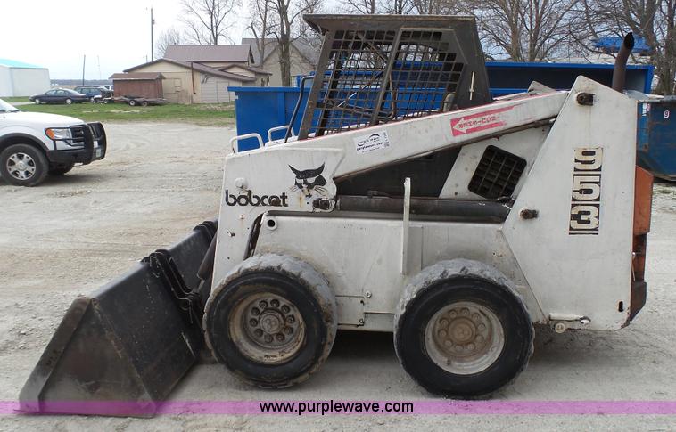 image for item L1345 1996 Bobcat 953 skid steer
