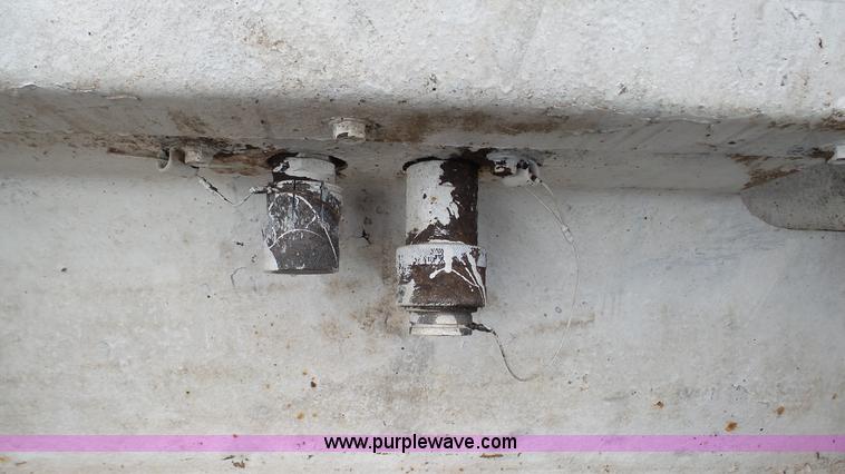 image for item L1345 1996 Bobcat 953 skid steer