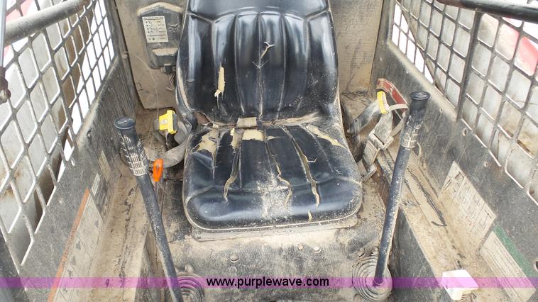 image for item L1345 1996 Bobcat 953 skid steer