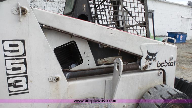 image for item L1345 1996 Bobcat 953 skid steer