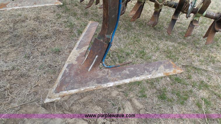 image for item L2209 QuinStar Fallow Master sweep plow